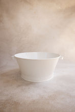 Load image into Gallery viewer, Bath Tub - White