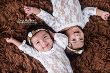 Load image into Gallery viewer, Lace Romper 3-6m