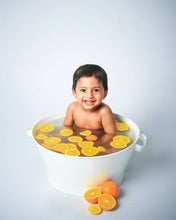 Load image into Gallery viewer, Bath Tub - White