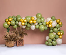Load image into Gallery viewer, Boho Green 5x8 Feet

