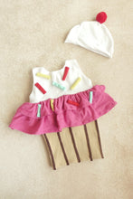 Load image into Gallery viewer, Cupcake outfit 0-3m
