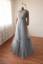 Load image into Gallery viewer, Rahel Gown L-XL
