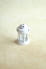 Load image into Gallery viewer, Lantern - White
