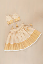 Load image into Gallery viewer, Onam Outfit - Girl 9-12m
