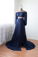Load image into Gallery viewer, Sylvia gown L-XL
