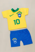 Load image into Gallery viewer, Football Outfit 3-6m

