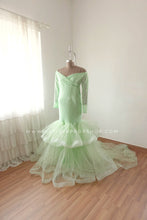 Load image into Gallery viewer, Stacy gown - Pista L-XL
