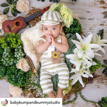 Load image into Gallery viewer, Nathan Romper 9-12m
