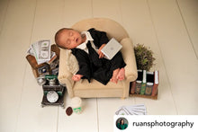 Load image into Gallery viewer, Boss Baby outfit  6-9m
