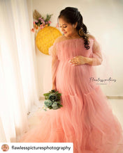 Load image into Gallery viewer, Treeza gown L-XL
