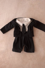 Load image into Gallery viewer, Boss Baby outfit  6-9m
