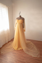Load image into Gallery viewer, Merlin Gown L-XL
