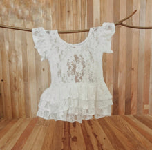 Load image into Gallery viewer, Lace Frock 9-12m
