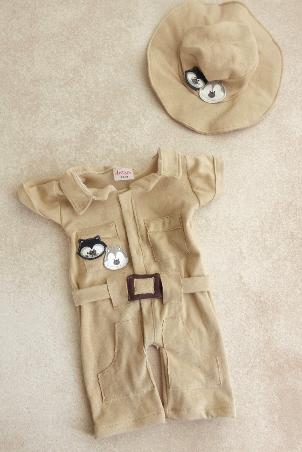 Zoo Keeper outfit 6-9m