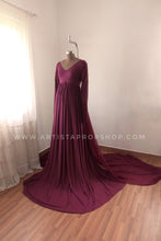 Load image into Gallery viewer, Wine Aurelia Gown L-XL
