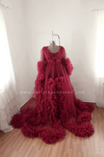 Load image into Gallery viewer, Arianna gown - Burgundy L - XL
