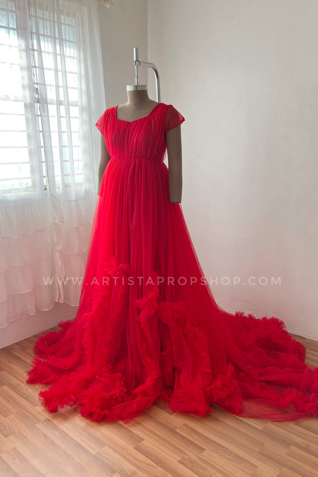 Ajanta gown- Red L-Xl