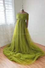Load image into Gallery viewer, Valencia gown L-XL - Olive
