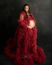 Load image into Gallery viewer, Arianna gown - Burgundy L - XL
