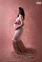 Load image into Gallery viewer, Mauve Mermaid Gown M-L
